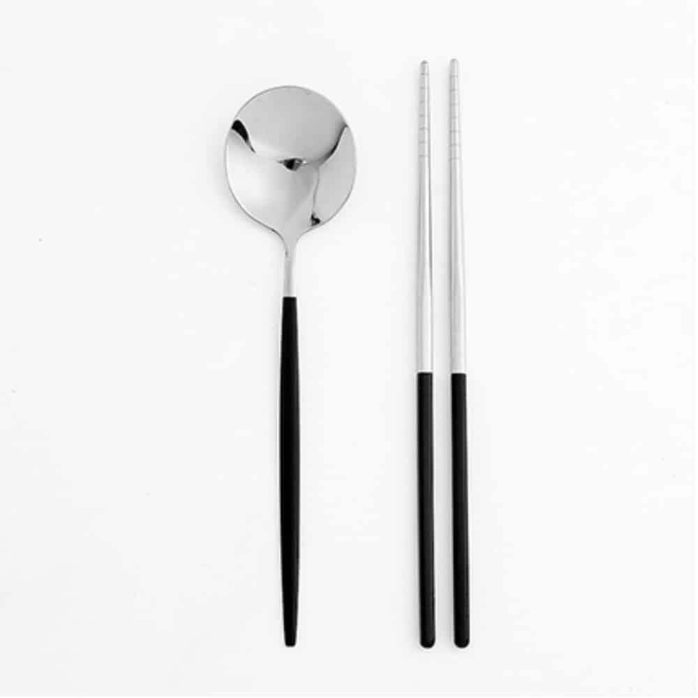 위아리턴 협력사 지오벤처스 휴대용 도시락 수저세트 블랙 소형 수저통 수저케이스 식사 도구