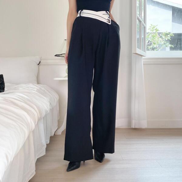 아트박스 아트박스/신상오픈런 프로리 주름디테일 버튼 플랩 사선 팬츠 수트 여성