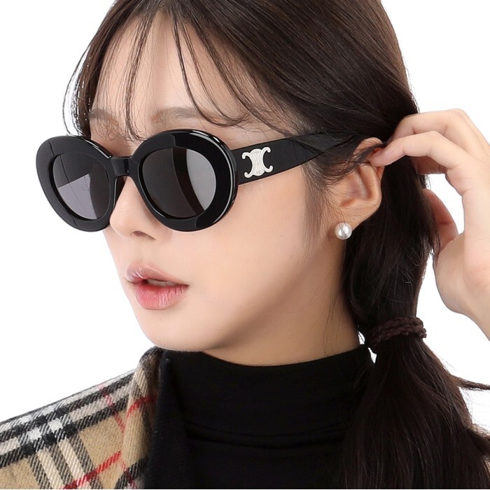 셀린느 셀린느 트리옹프 오벌 선글라스 CL40312U 01A