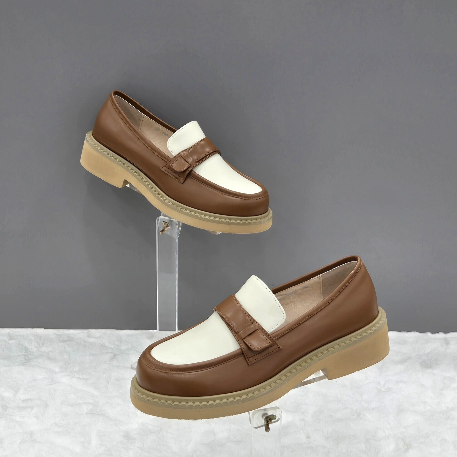 미셸 탠디 (패플) [탠디]여성 클래식 모던 로퍼 X2HH42GD13 CAMEL 1SD_JJ