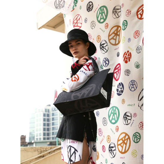 [아라크나인] PAINTING TOTE - Concrete gray black