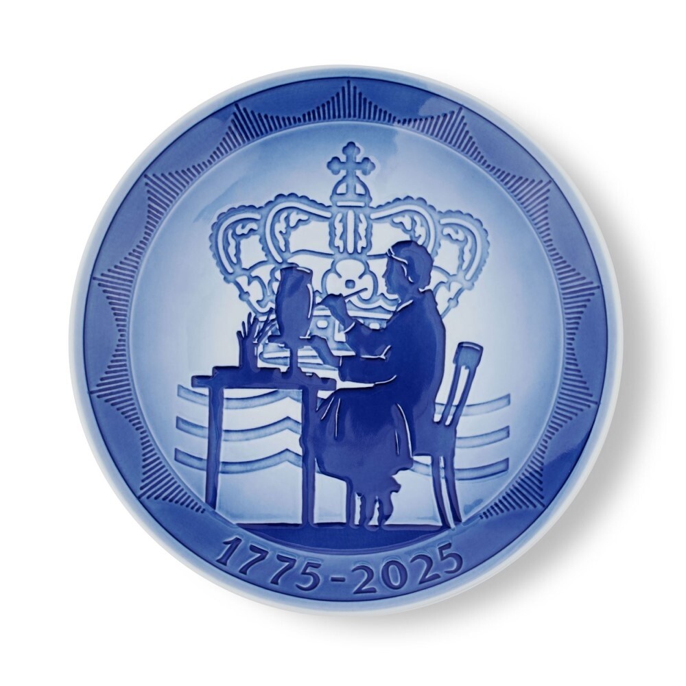 로얄코펜하겐 로얄코펜하겐 블루 콜렉터블 애니버서리 접시 1775-2025 18cm