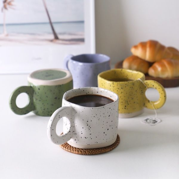 교보문고 키친몰링  크런치 홈카페 점박이 머그컵 300ml 4color 택1