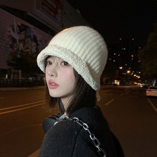 에이치플러스몰 기모 베이직 겨울 리본 매듭 올데이 포인트 니트 비니