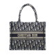 [디올]디올 Book Tote 오블리크 스몰 토트백 M1265ZRIW_M928 / M828