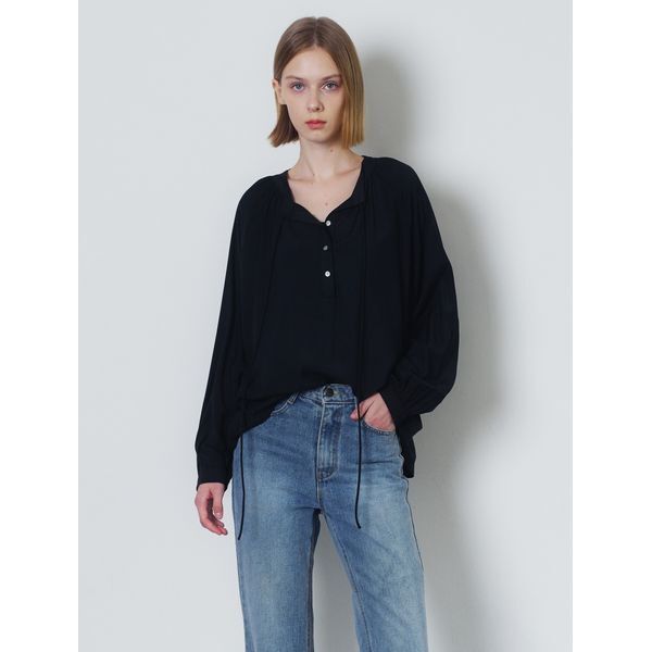 나인식스뉴욕 [하프클럽/나인식스뉴욕]라운드넥 하프 버튼업 긴팔 블라우스 (NP3BA016L0)