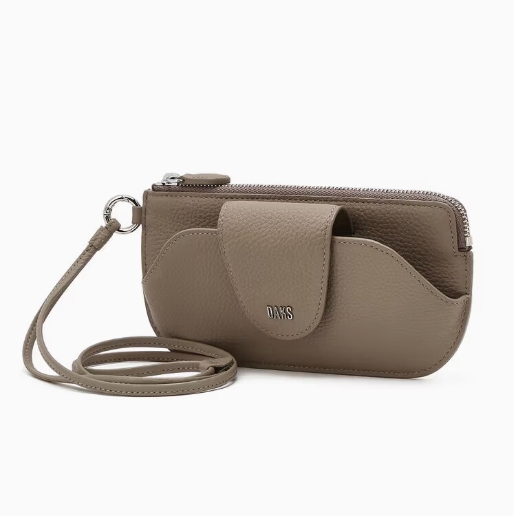 닥스핸드백 DAKS bag [AK분당점] [닥스ACC] 베이지 로고장식 소가죽 선글라스케이스 DCHO75274I2