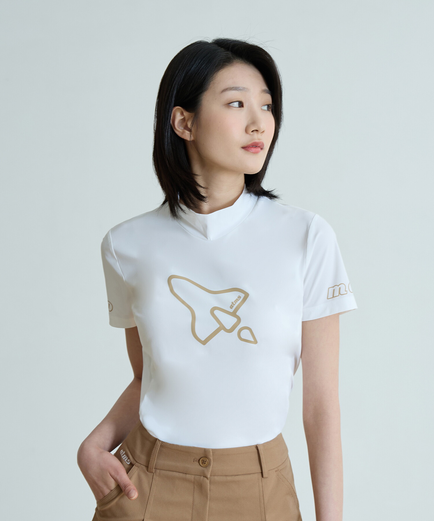 앤투마스 [앤투마스] 여성 S/S 스페이스쉽 모크넥 반팔 티셔츠 ABE2FTH358 화이트