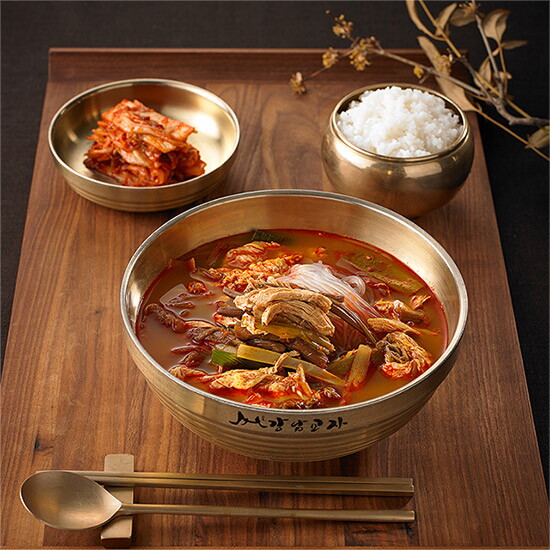 강남교자 [45년 칼국수 명인 맛집 강남교자]프랜차이즈 매장의 맛 그대로 ~ 마늘 겉절이 김치, 교자만두, 닭개장 모음