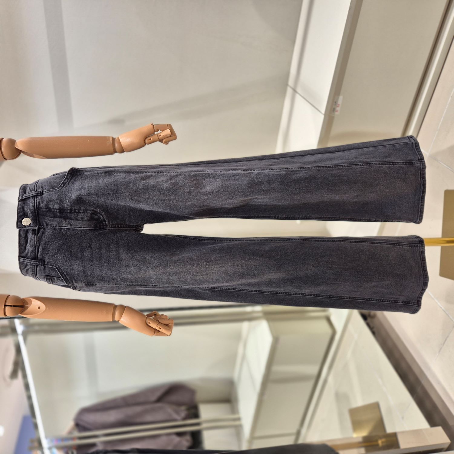 비지트인뉴욕 레터링 약기모 일자핏 데님 VBBDP15