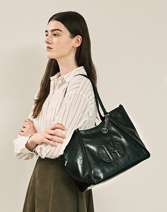 헤지스ACC [헤지스 액세서리] [26FW] HIBA6F538BK 주말한정 특가H20크링클 시그니처 H 블랙 와이드 쇼퍼백 L 롱스트랩SET 무광