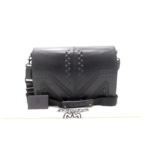 MCM 엠씨엠 MCM 고이비토 중고명품 - MCM 스터드 플랩 서류가방 - K4174M