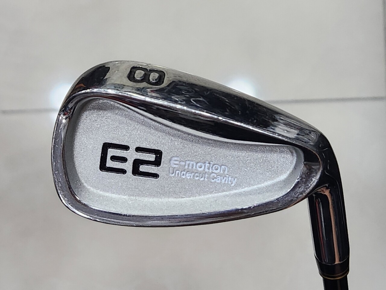 E2골프 중고 E2 치기편한 골프채 정품 중고 8번아이언 그라파이트 R