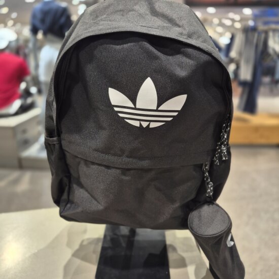 adidas backpack tumblr Kids Affiliate  School Bag for Girls and Boys, 27L Keep your essentials organized and your gear protected in the adidas Double Stacked Backpack adidas Affiliate Backpack - Black