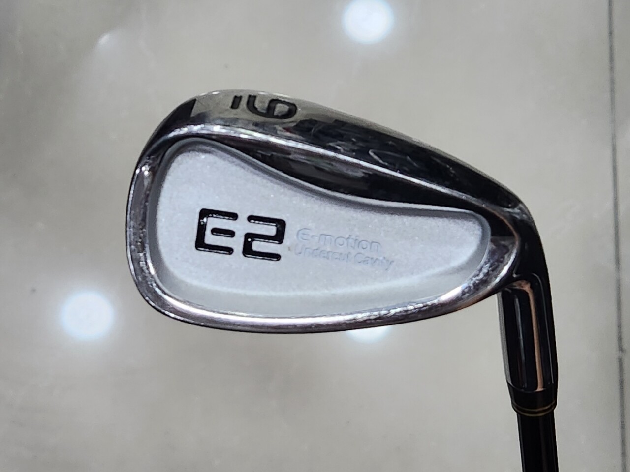 E2골프 중고 E2 치기편한 골프채 정품 중고 9번아이언 그라파이트 R
