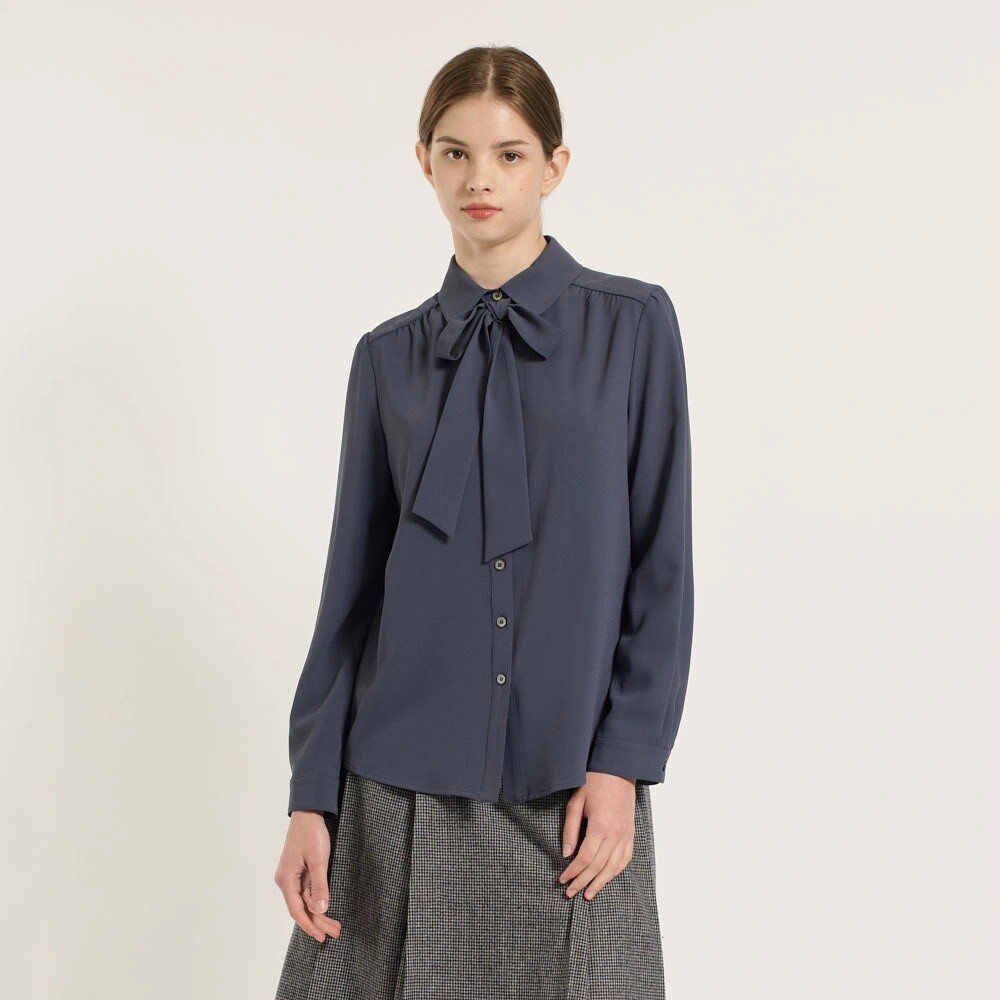 비씨비쥐 [BCBG]셔츠카라 타이 블라우스 B5D9B40454 /애플 아울렛