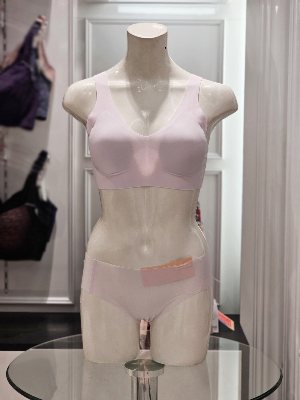 Triumph [AK수원점] [트라이엄프] 슬로기 제로필 심리스 무봉제 브라팬티 세트 BDS87R239