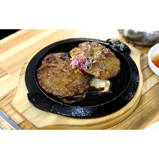 [충북 단양] 달동네마늘순대 (수제마늘떡갈비2 + 마늘순대1)