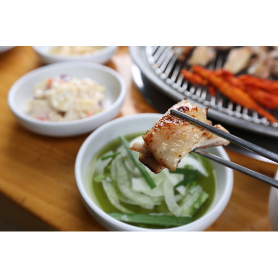 [황토집숯불닭갈비] 춘천 소금 닭갈비